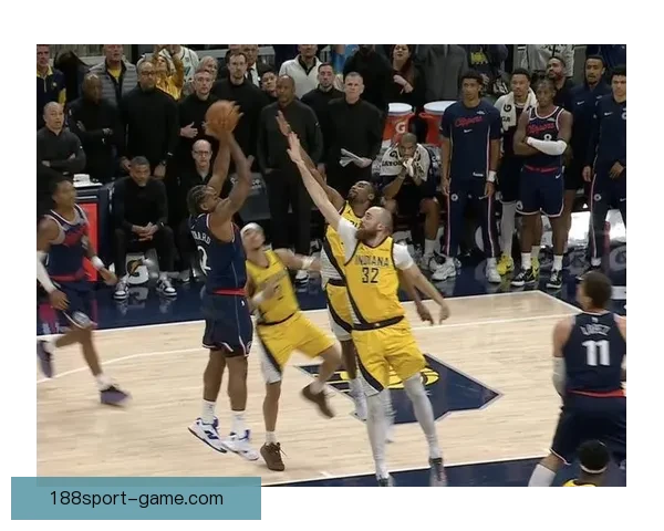 小卡关键中投绝杀连续50场20分快船逆转步行者 小卡关键中投绝杀连续50场20分快船逆转步行者