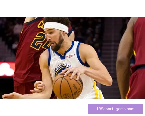 科尔控制主力上场时间应对背靠背文班自信心爆棚展现强大潜力